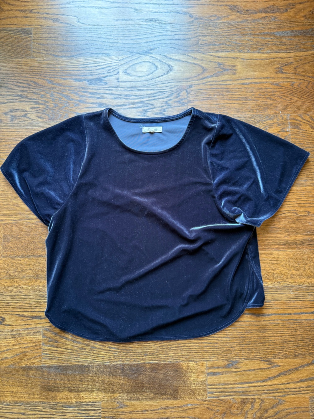 Madewell Short Sleeve cropped Velvet Tee in navy